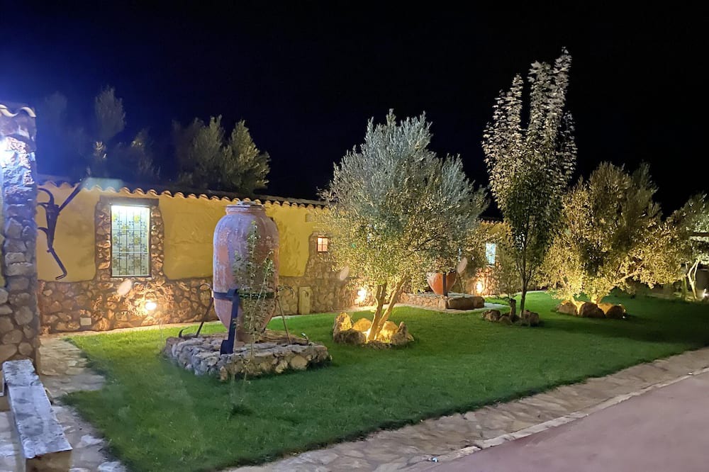Photo of Outdoor in Baza