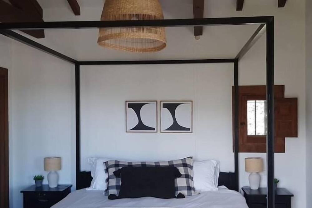 Photo of Bedroom in Montefrio