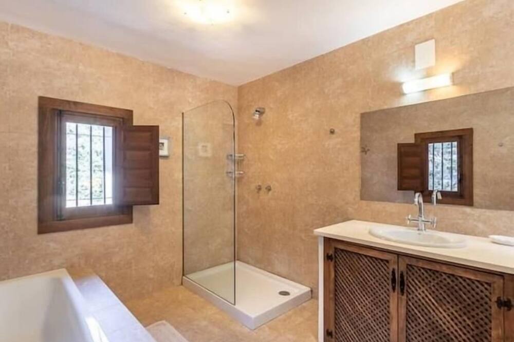 Photo of Bathroom in Montefrio