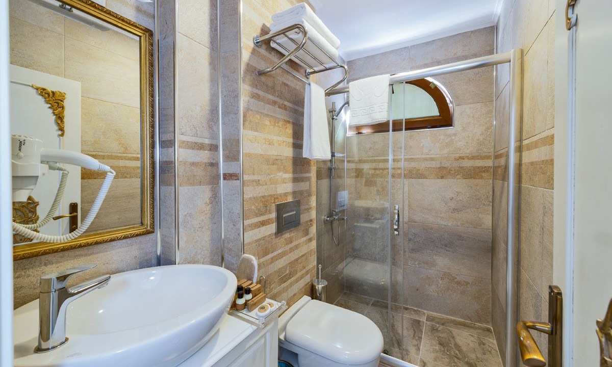 Photo of Bathroom in Topkapi