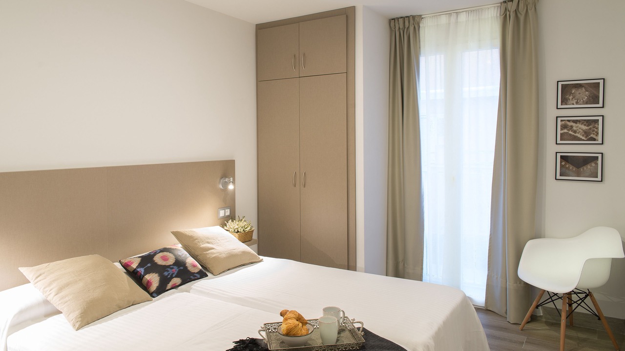 Photo of Bedroom in Central District