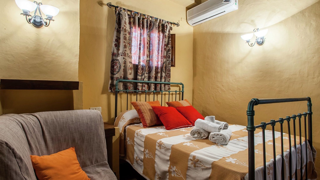 Photo of Bedroom in Algarinejo