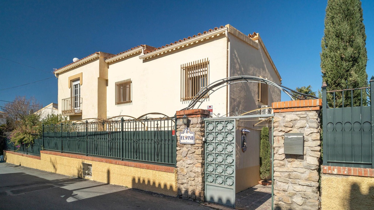Photo of Others in Cajar