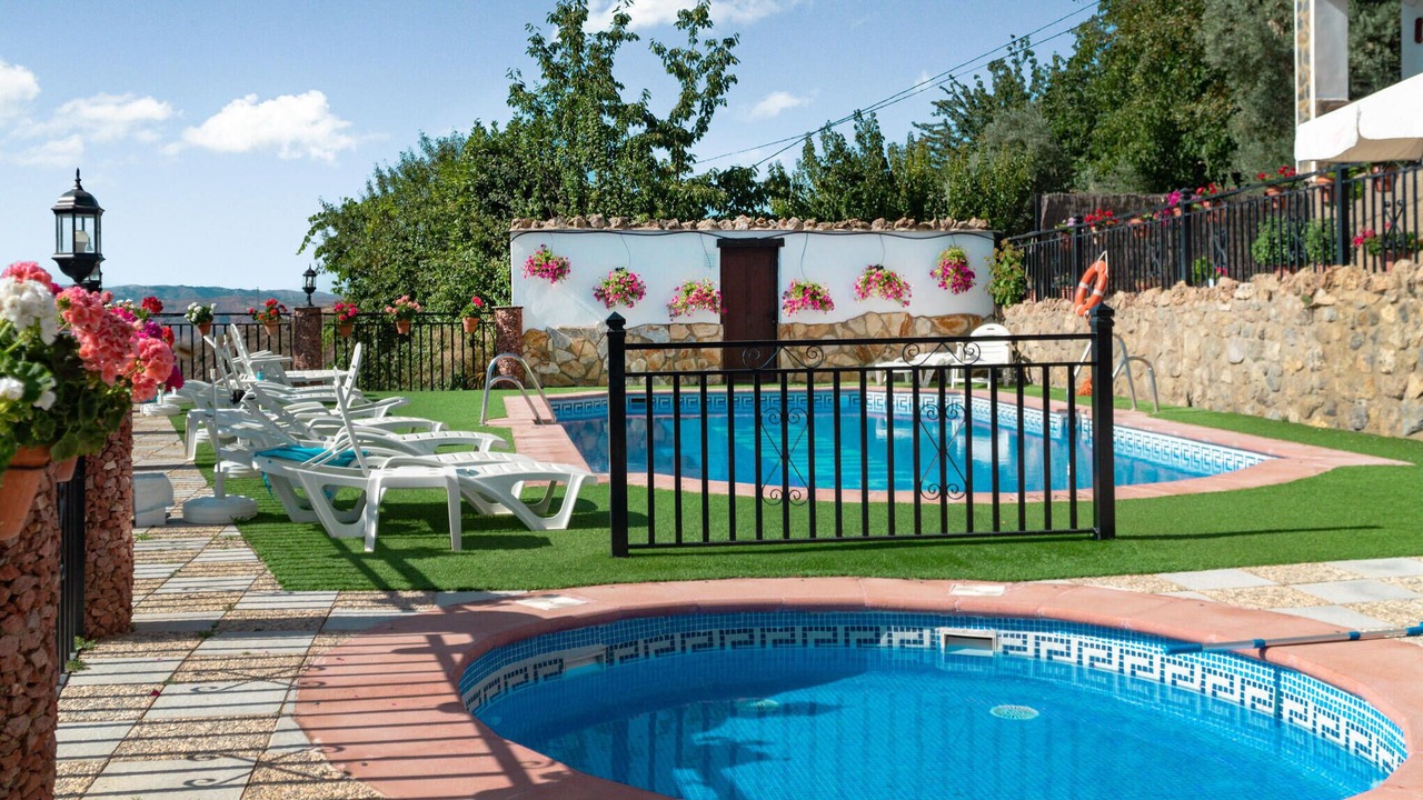Photo of Outdoor in Mecina Bombaron