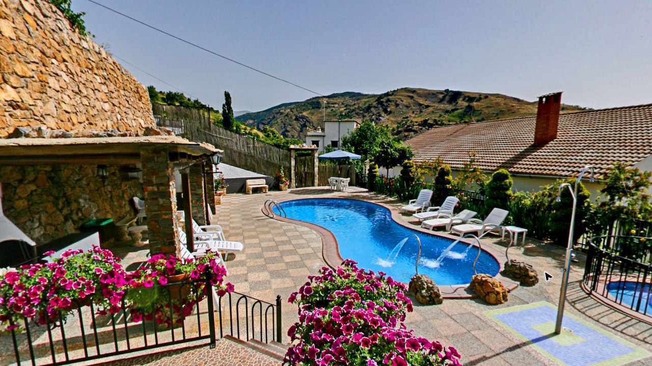 Photo of Outdoor in Mecina Bombaron