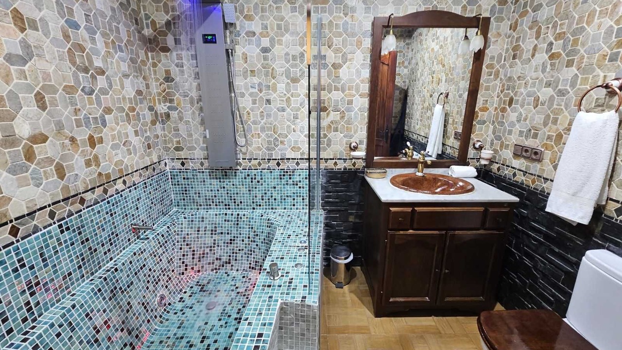 Photo of Bathroom in Mecina Bombaron