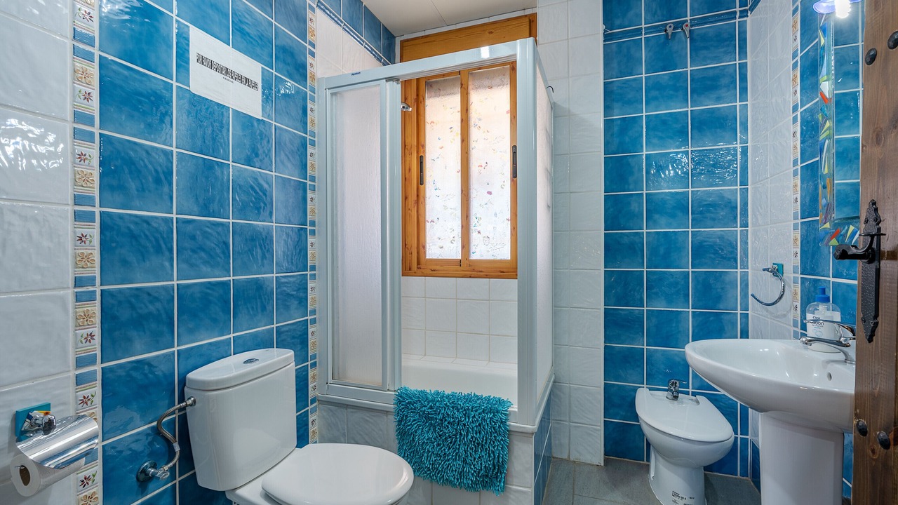 Photo of Bathroom in Cogollos de Guadix