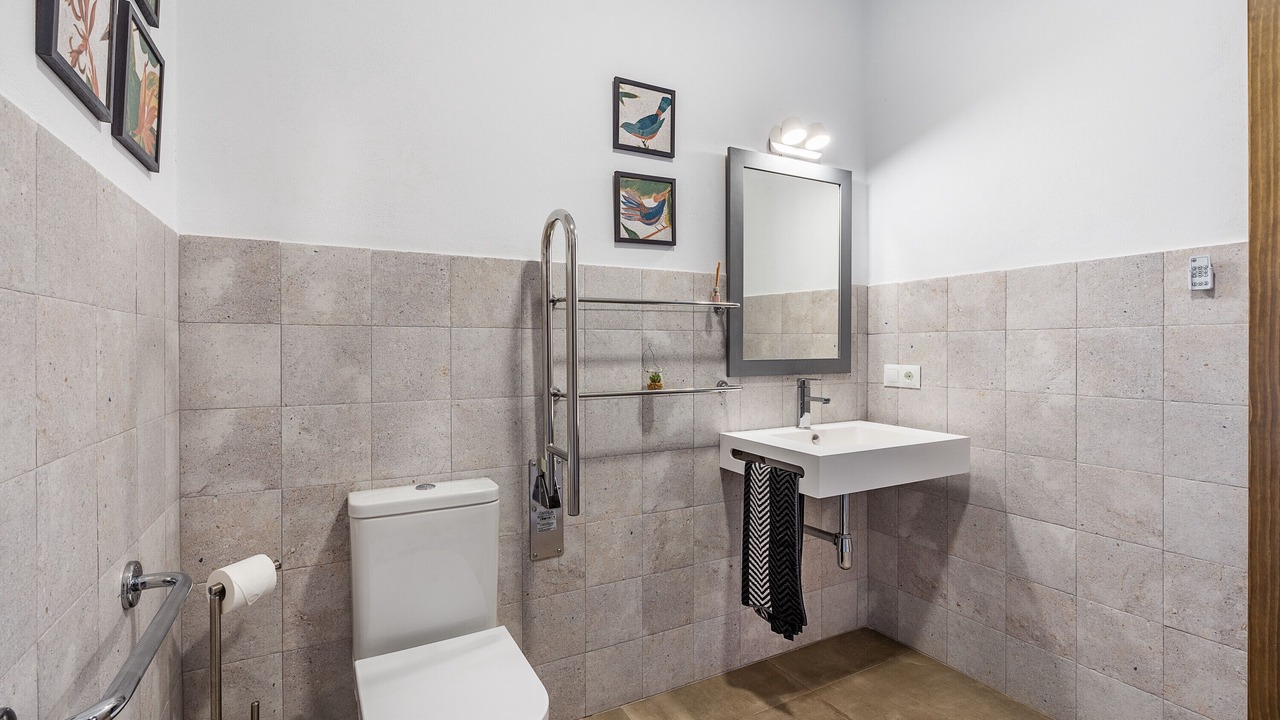 Photo of Bathroom in Durcal