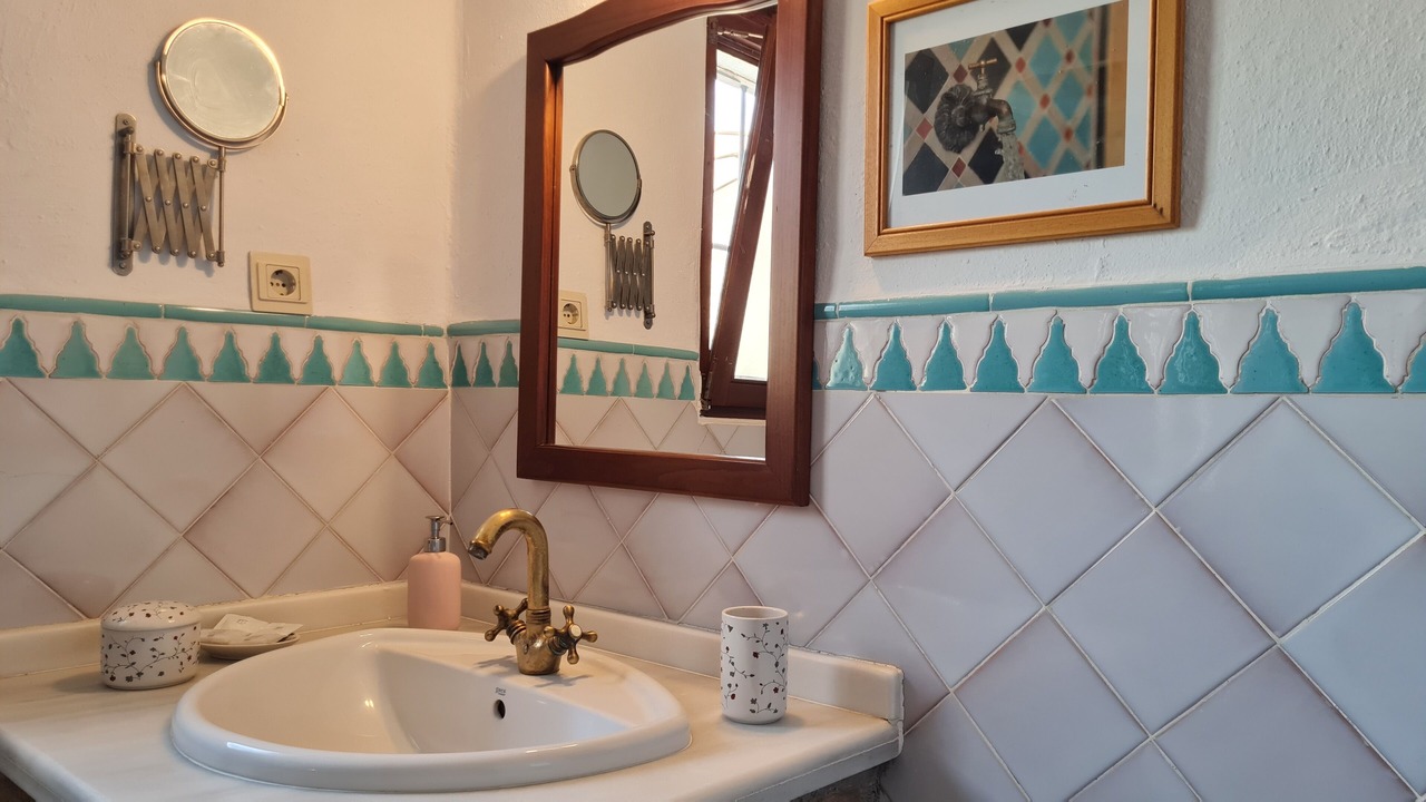 Photo of Bathroom in Orgiva