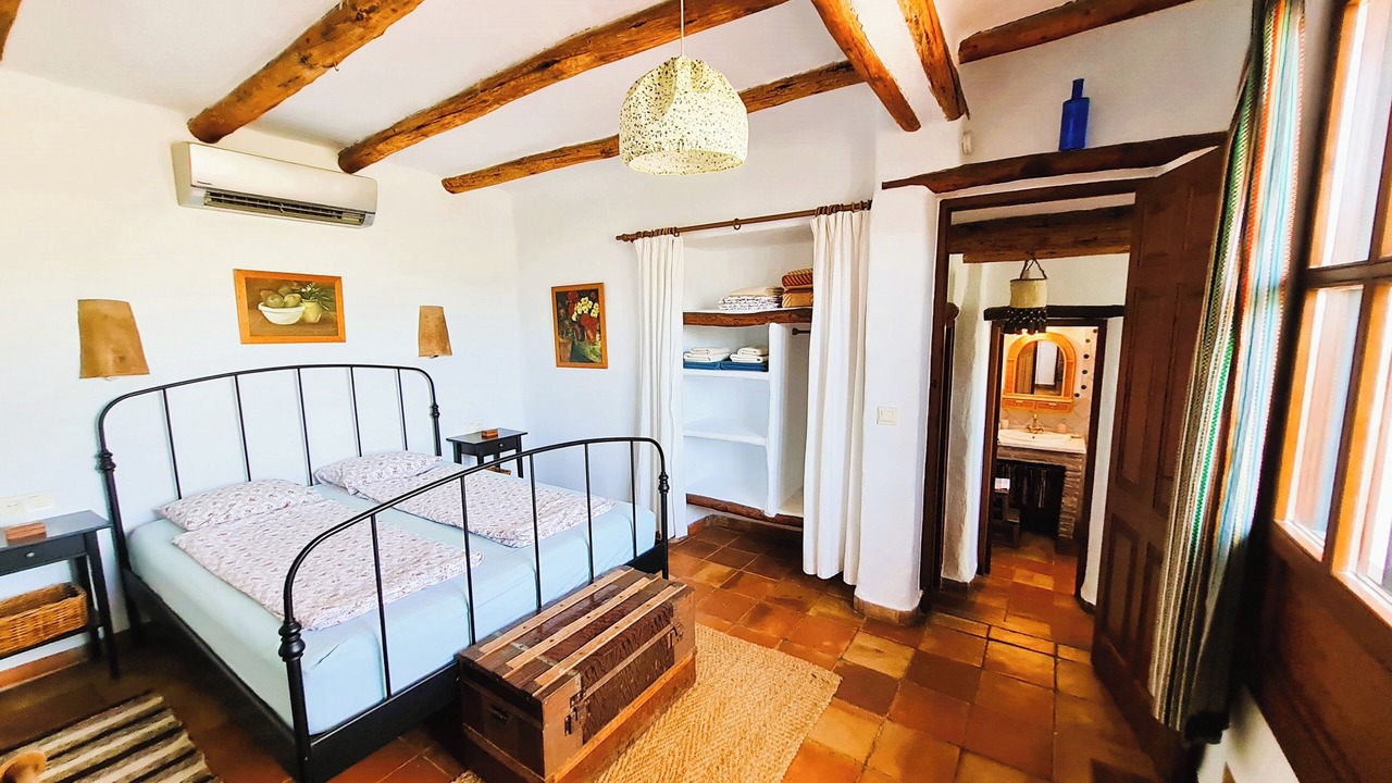 Photo of Bedroom in Orgiva