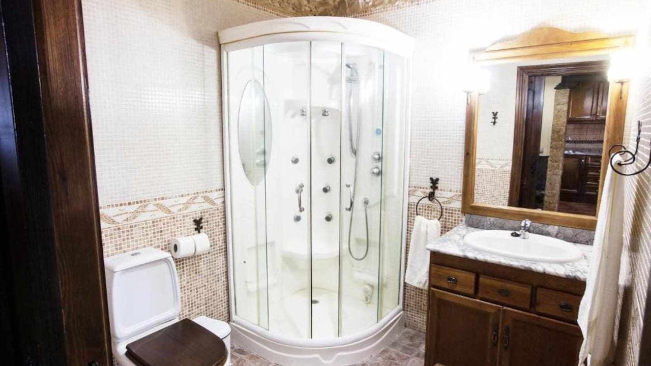 Photo of Bathroom in Mecina Bombaron