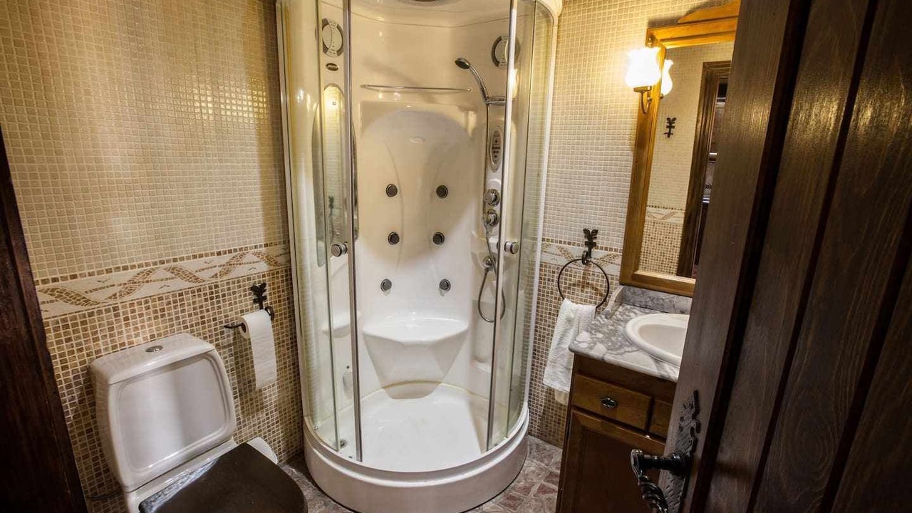 Photo of Bathroom in Mecina Bombaron
