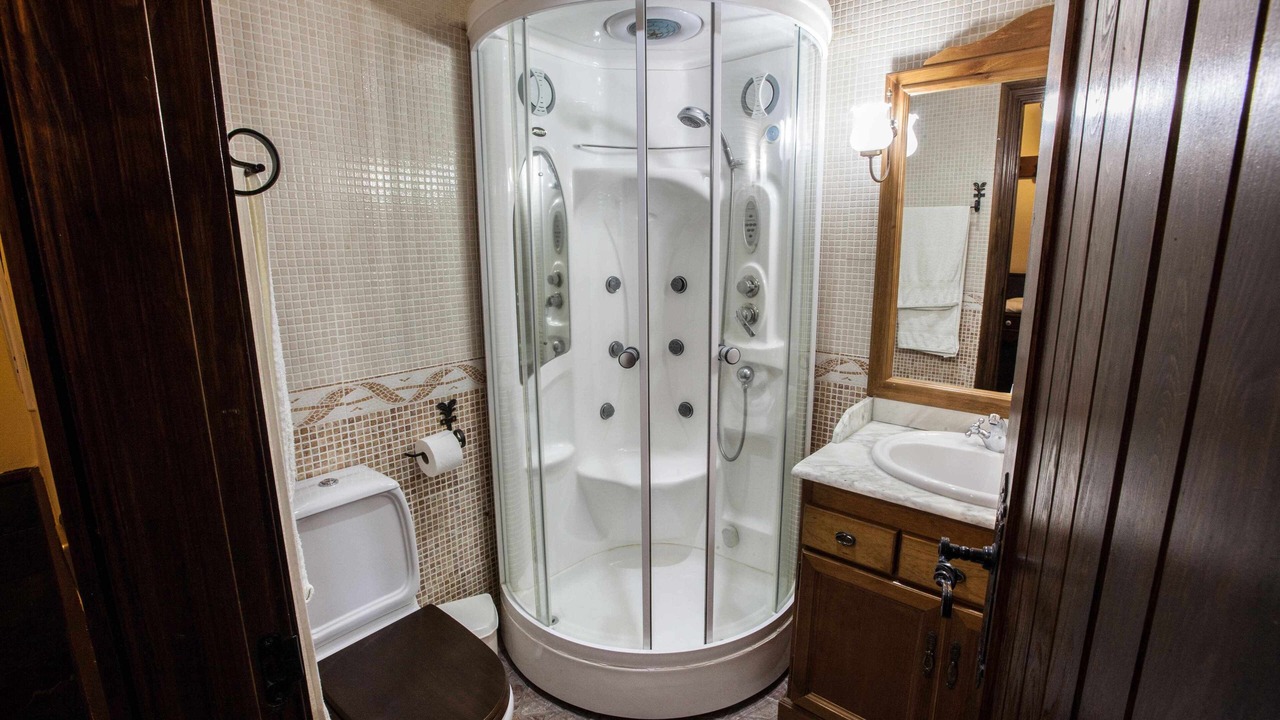 Photo of Bathroom in Mecina Bombaron
