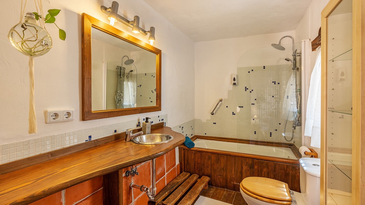 Photo of Bathroom in Guejar Sierra