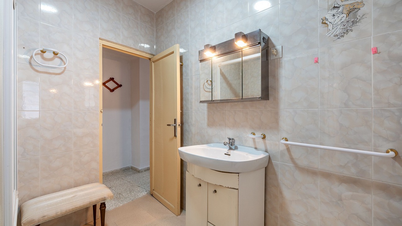 Photo of Bathroom in Niguelas