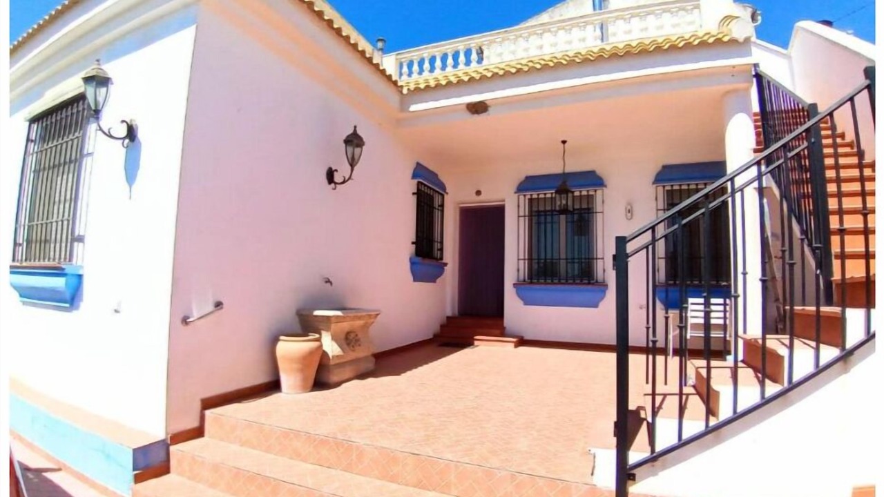 Photo of Outdoor in Alomartes