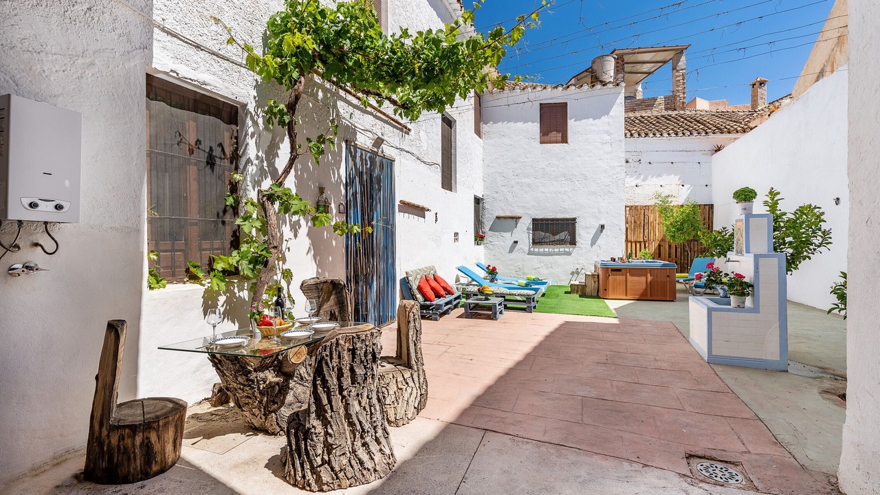 Photo of Patio Balcony in Padul