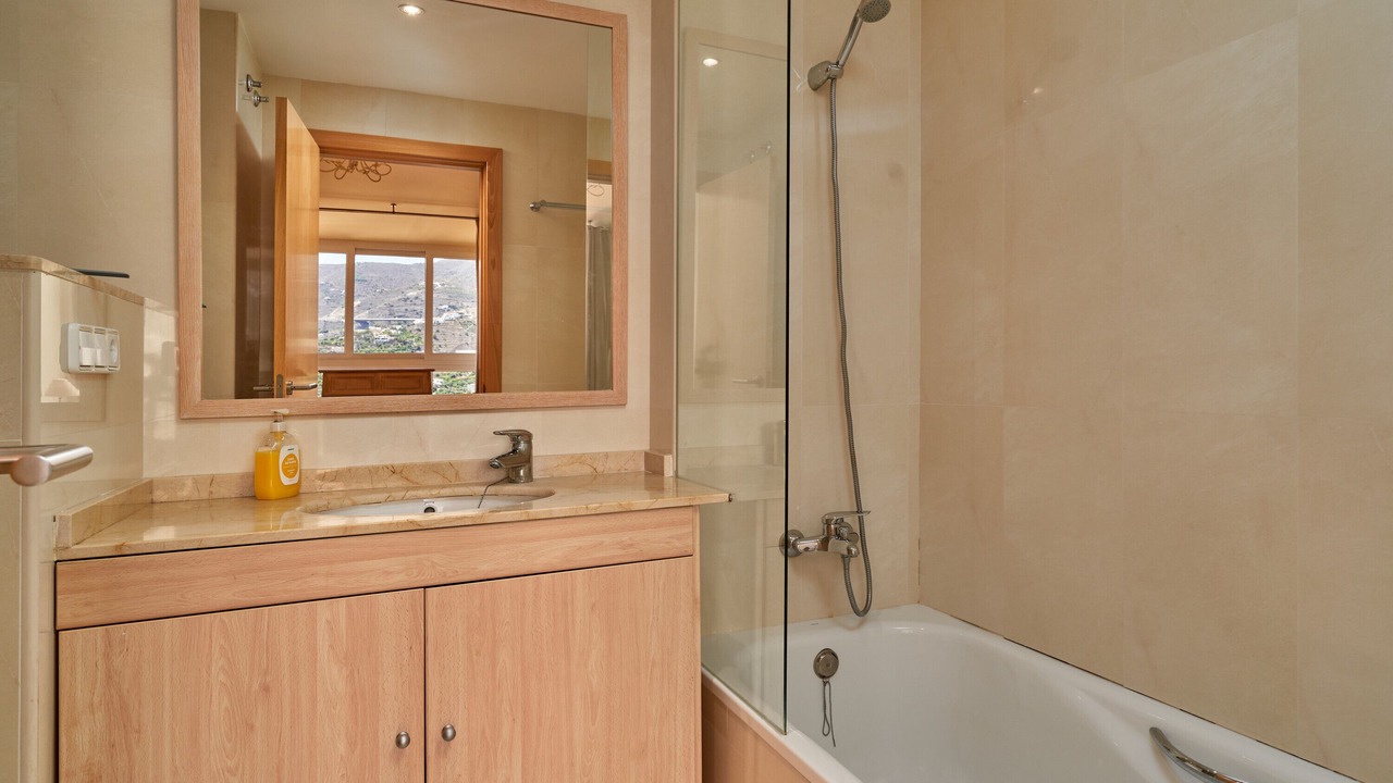 Photo of Bathroom in Velilla-Taramay