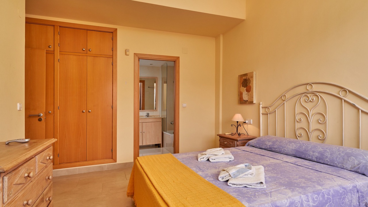 Photo of Bedroom in Velilla-Taramay