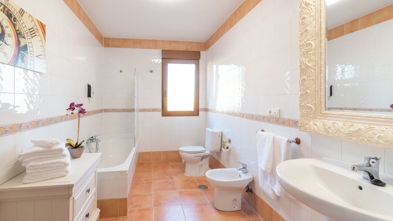 Photo of Bathroom in Durcal