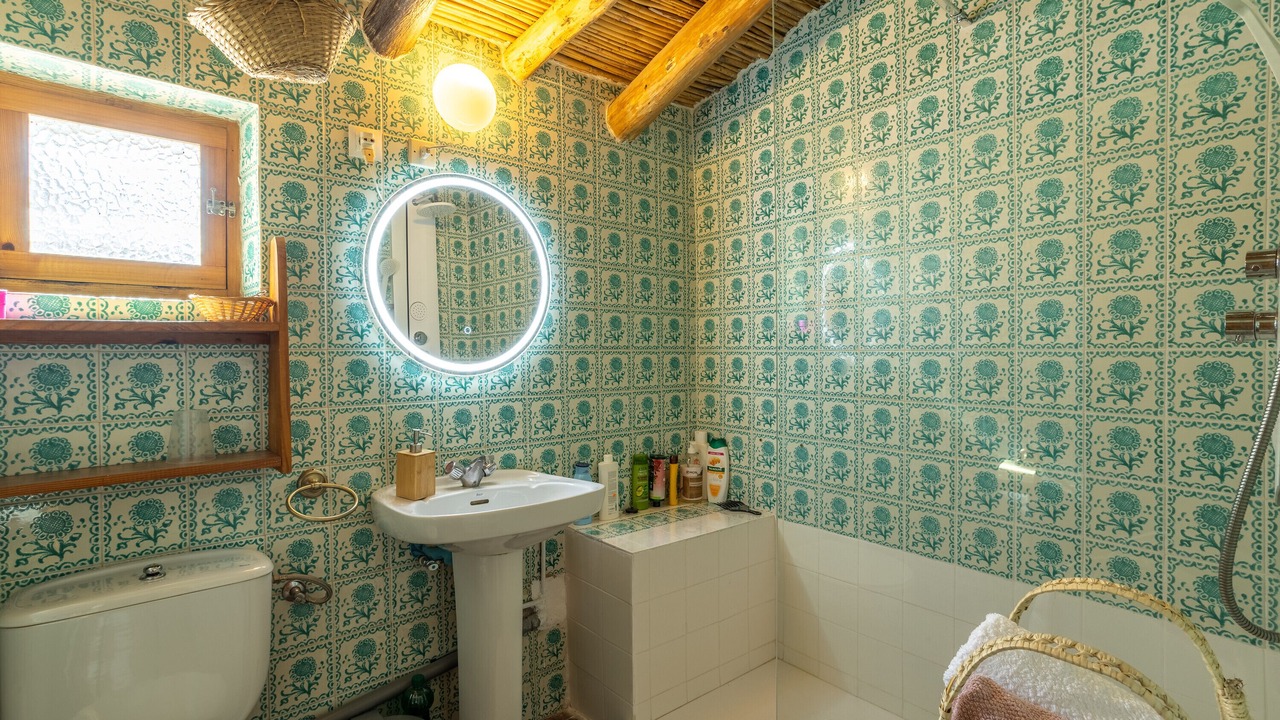 Photo of Bathroom in Rubite