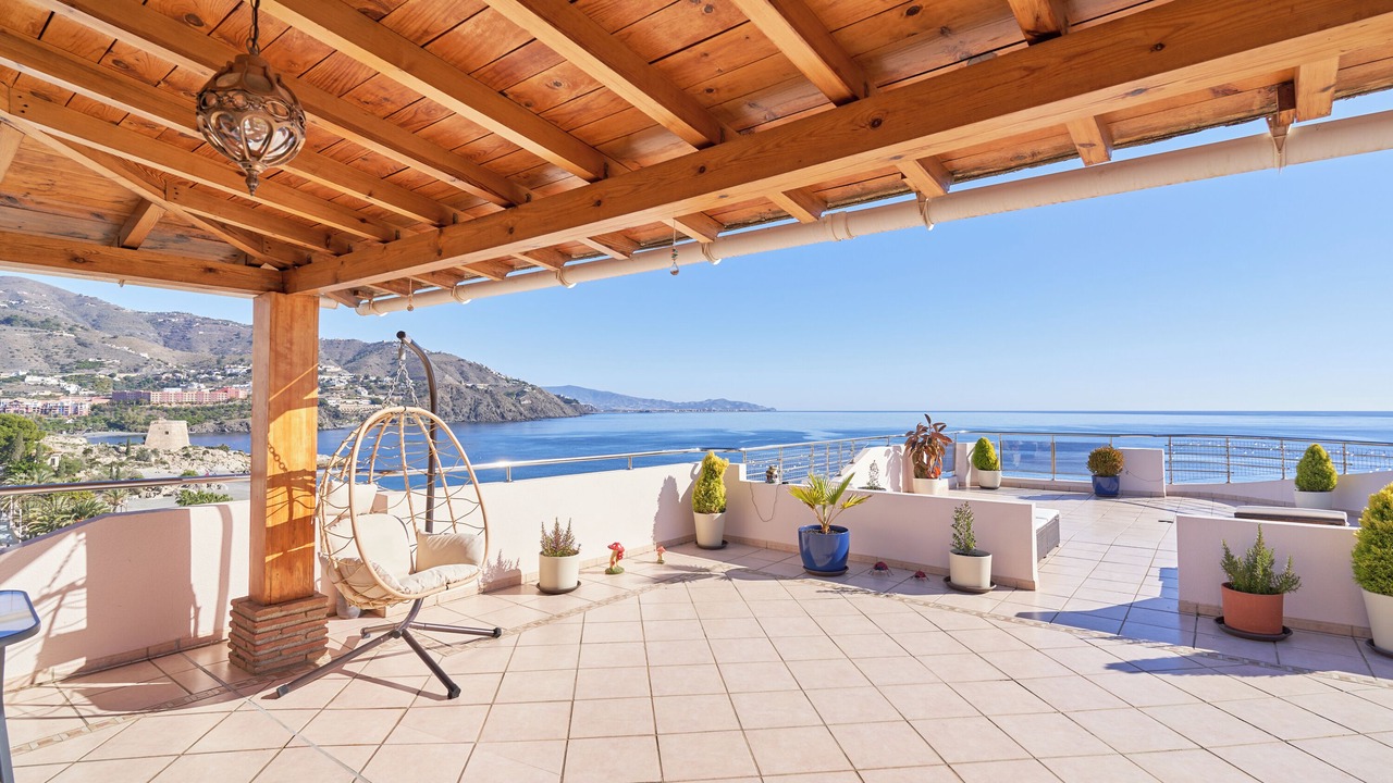Photo of Patio Balcony in Velilla-Taramay