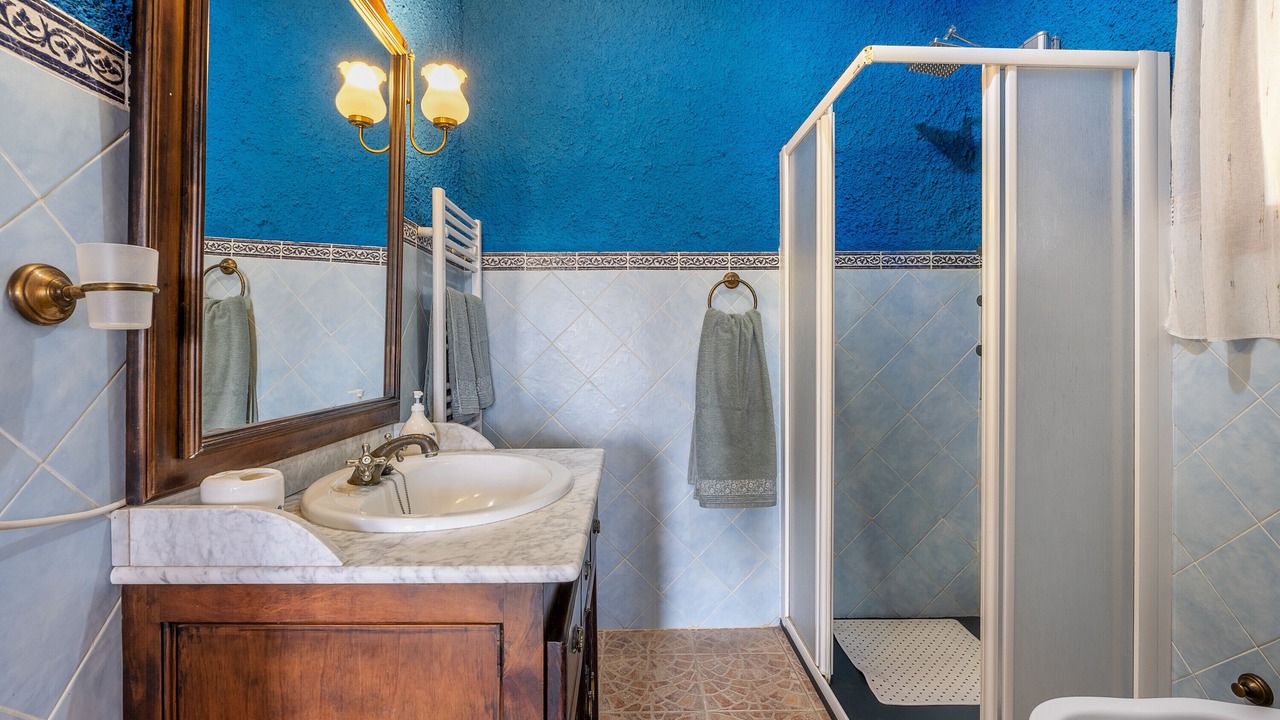 Photo of Bathroom in Orgiva