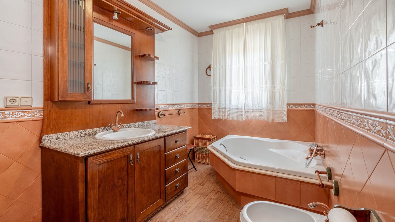 Photo of Bathroom in Padul