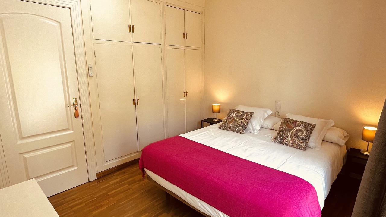 Photo of Bedroom in Genil