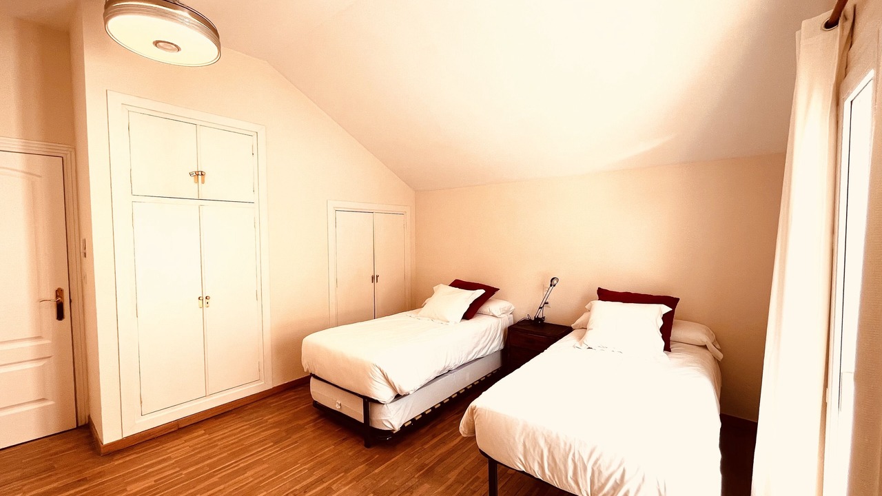 Photo of Bedroom in Genil