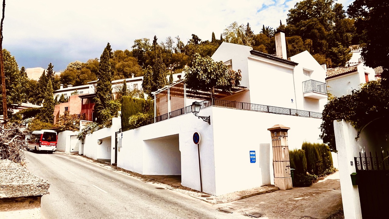 Photo of Outdoor in Genil