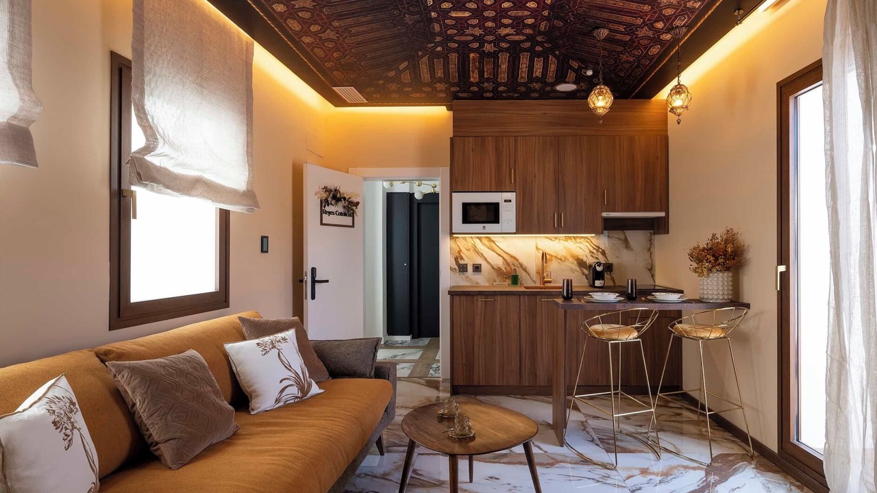 Photo of Livingroom in Central District