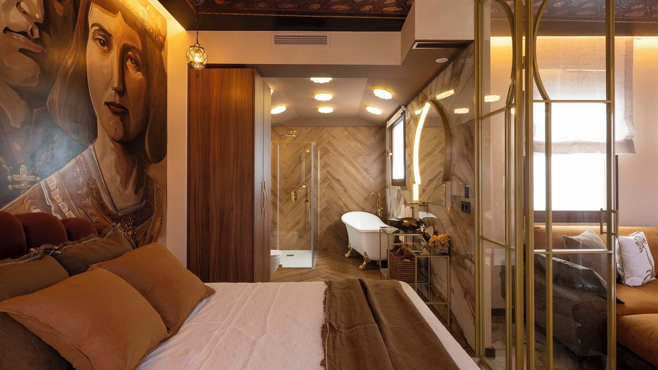 Photo of Bedroom in Central District