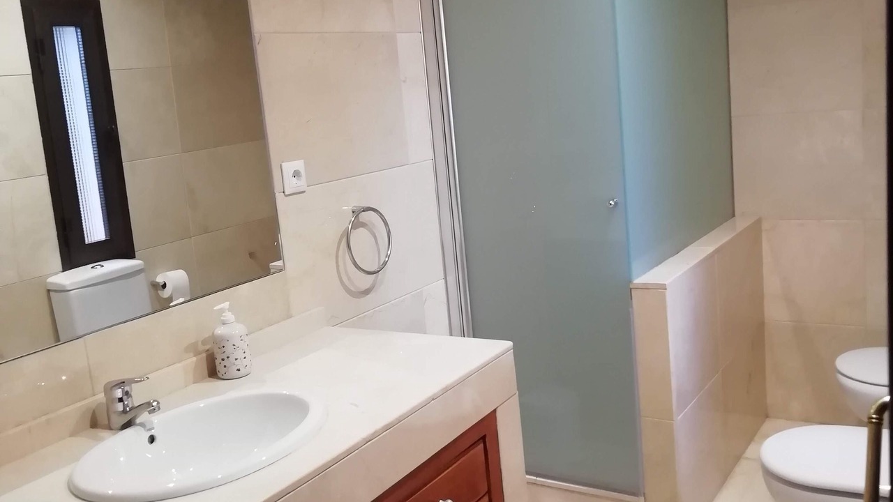 Photo of Bathroom in Genil