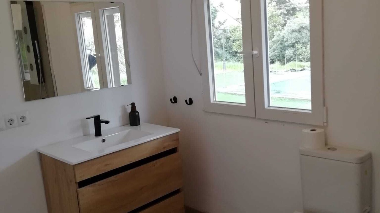 Photo of Bathroom in Genil