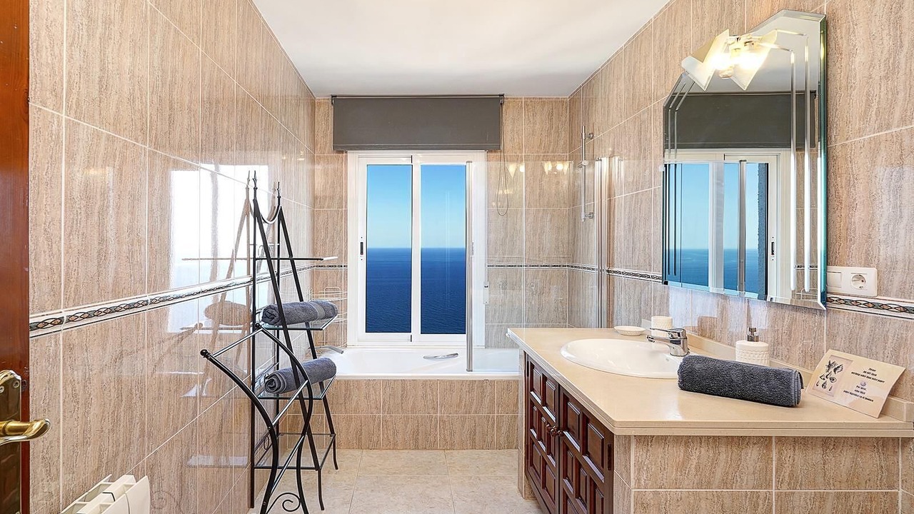 Photo of Bathroom in Salobrena