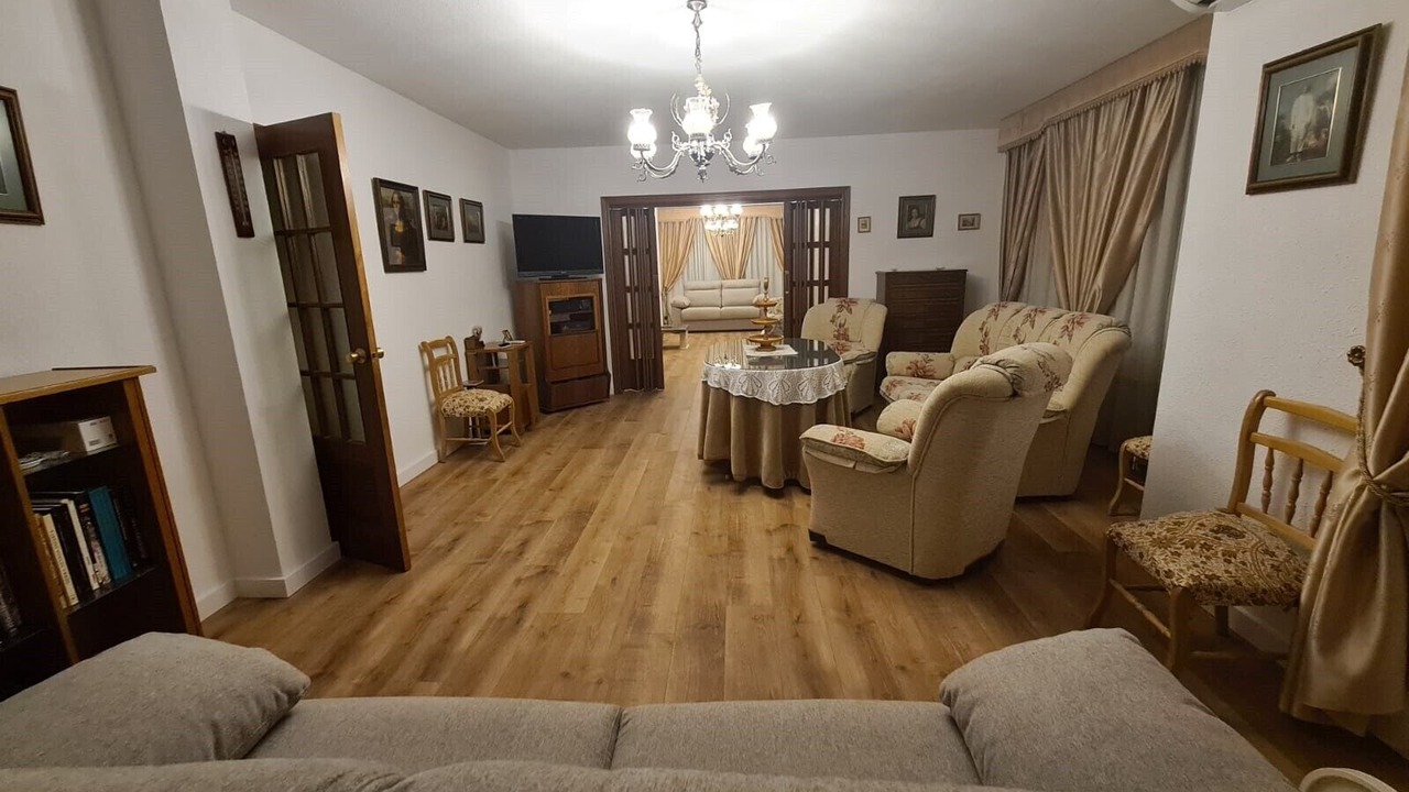 Photo of Livingroom in Gojar