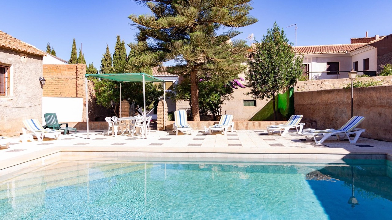 Photo of Outdoor in Melegis
