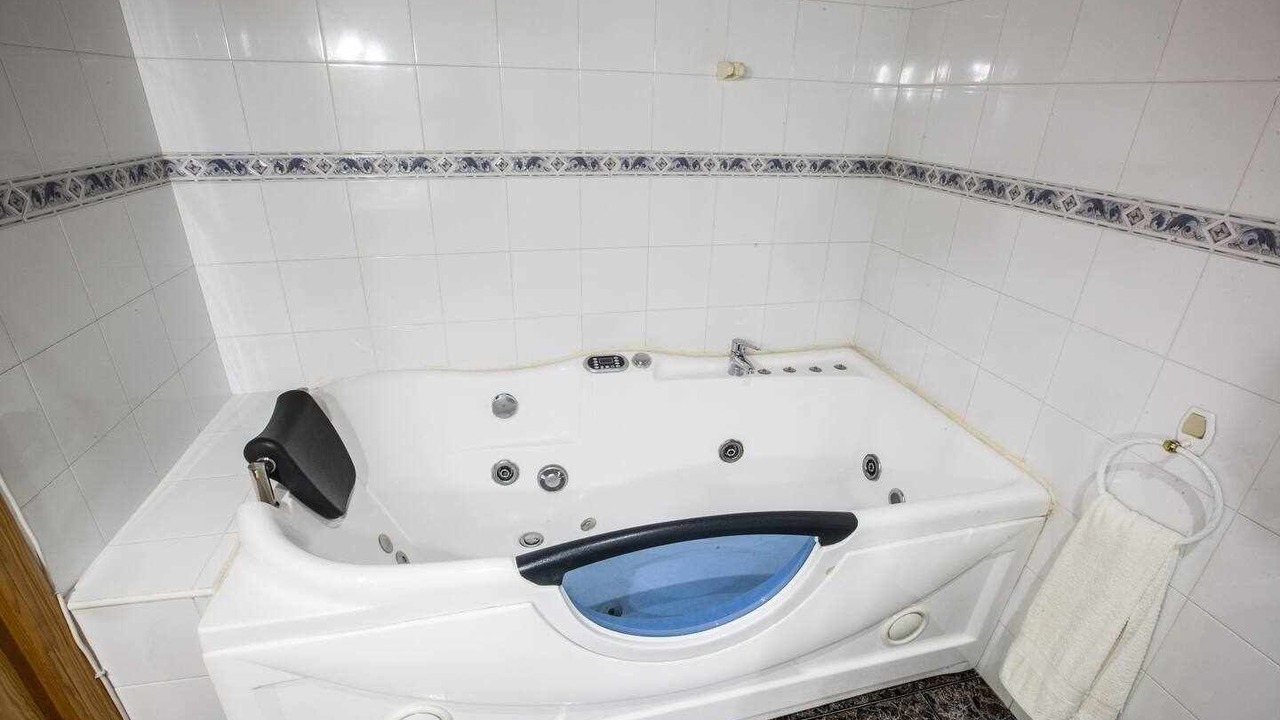 Photo of Bathroom in Mecina Bombaron