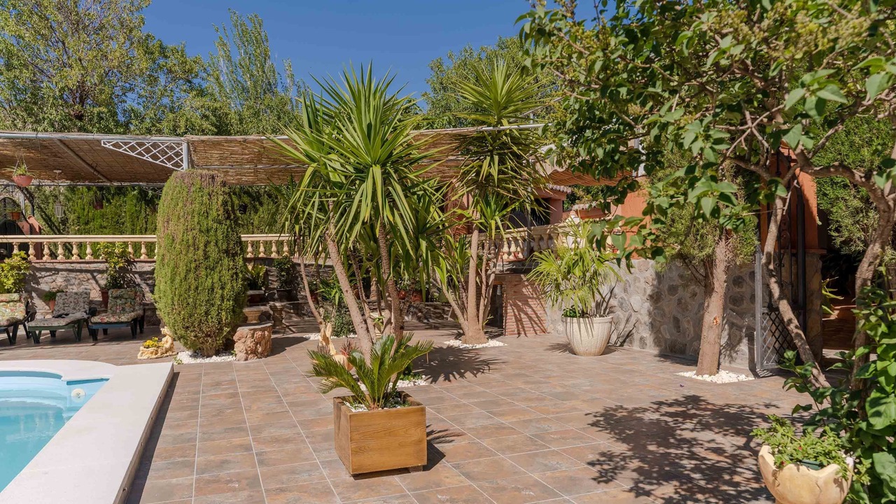 Photo of Patio Balcony in Niguelas