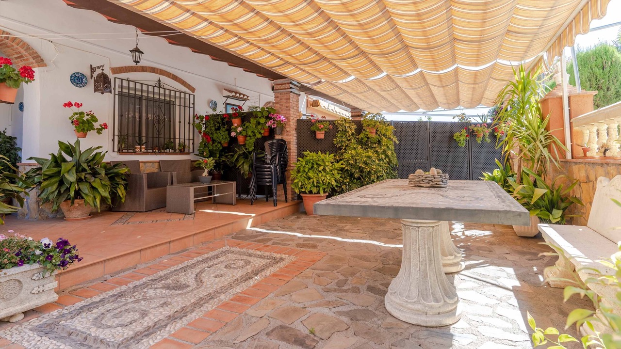 Photo of Patio Balcony in Niguelas