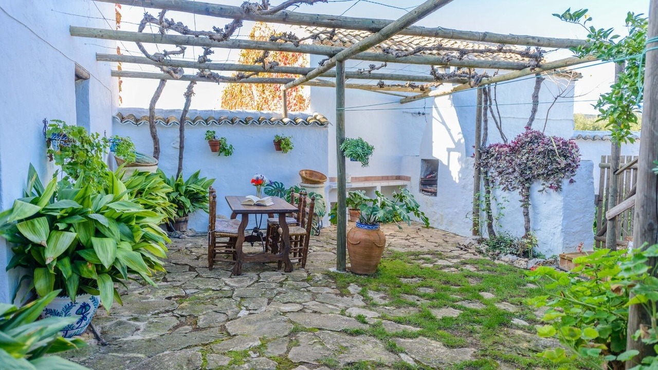 Photo of Outdoor in Algarinejo