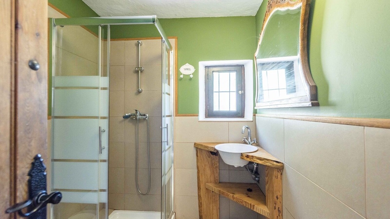 Photo of Bathroom in Guejar Sierra