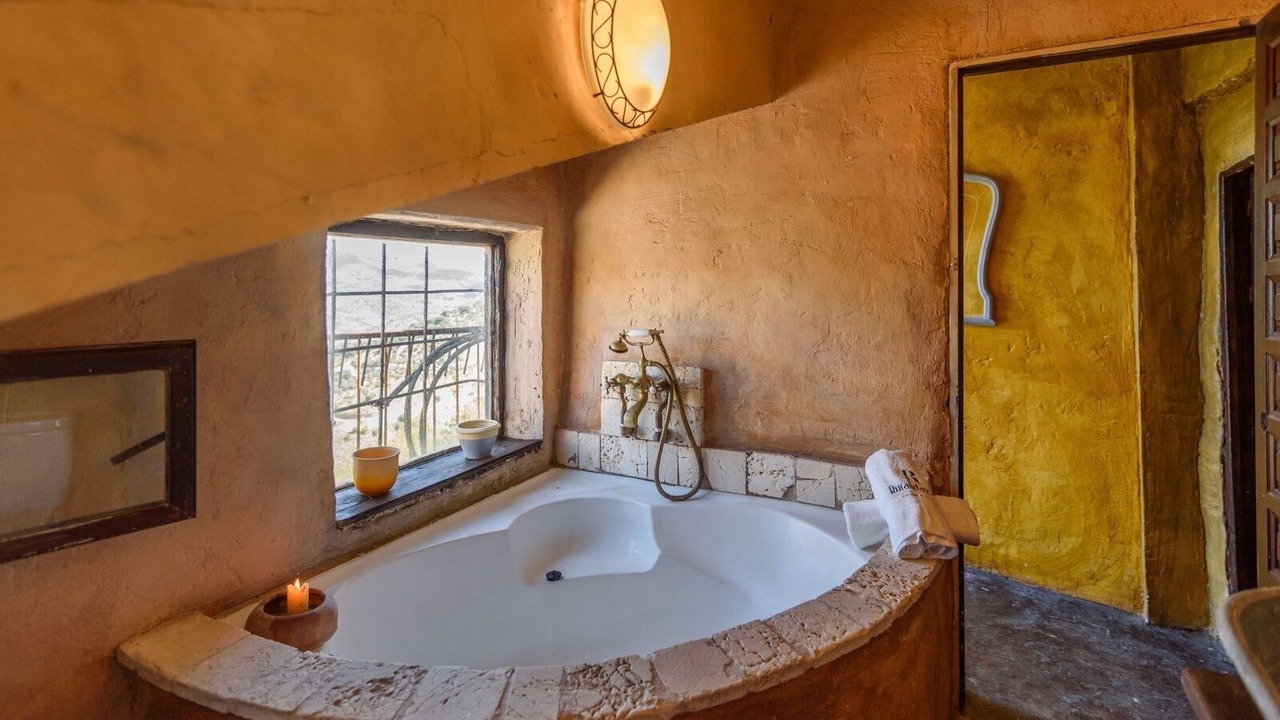Photo of Bathroom in Algarinejo