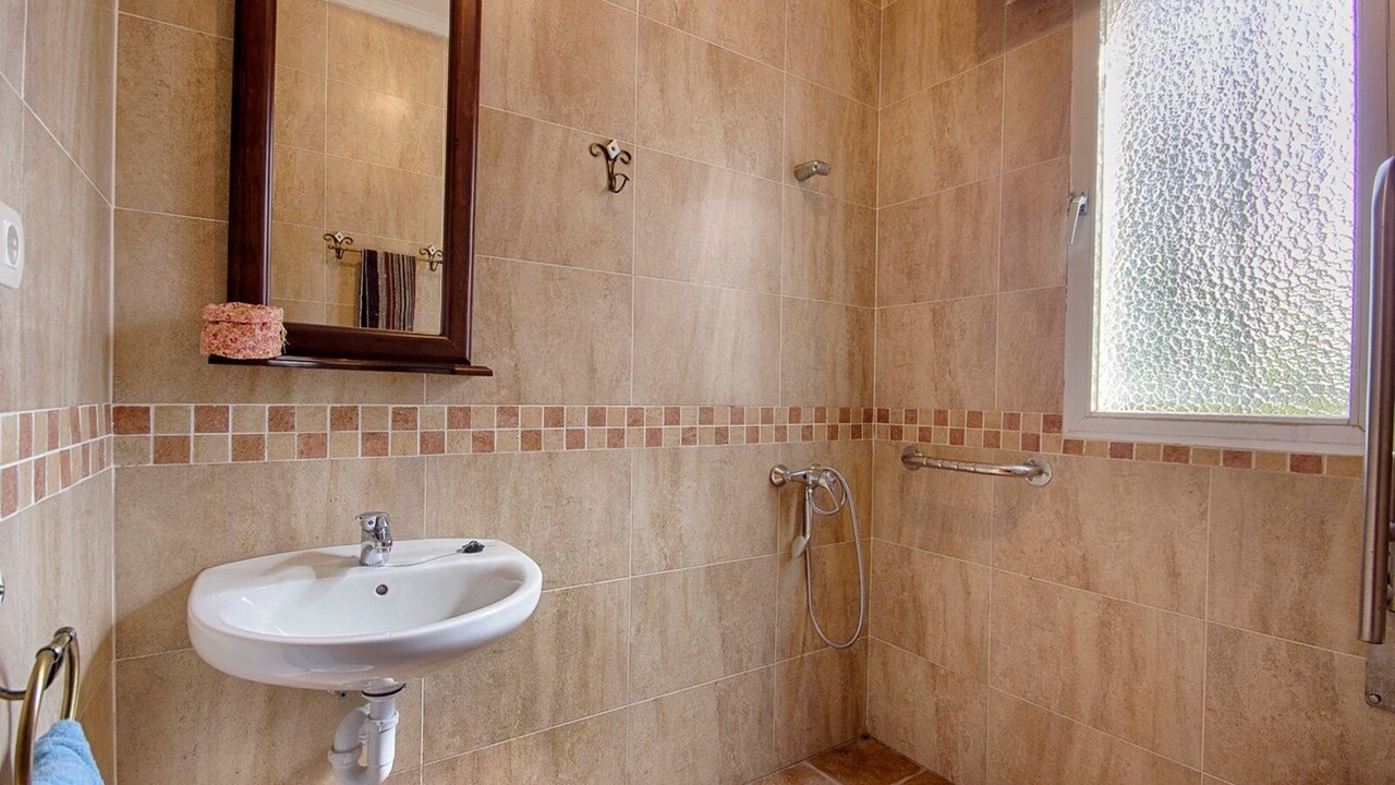 Photo of Bathroom in Orgiva