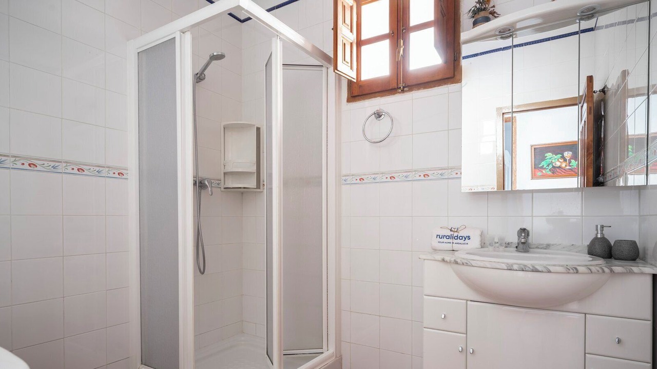 Photo of Bathroom in Orgiva