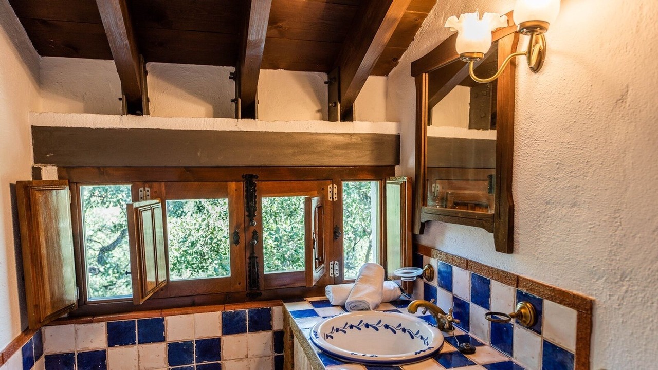 Photo of Bathroom in Algarinejo