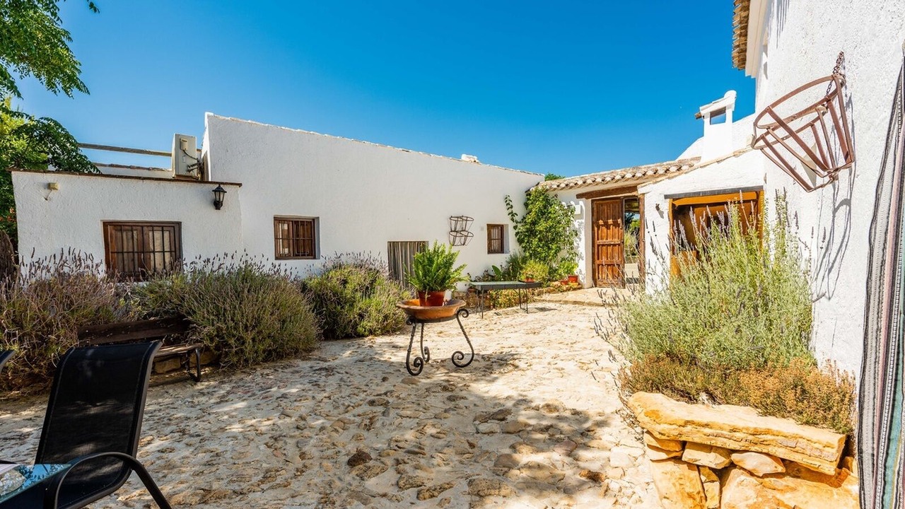 Photo of Patio Balcony in Algarinejo