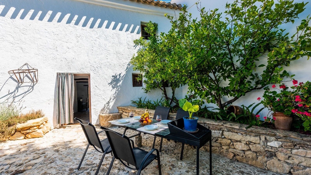 Photo of Outdoor in Algarinejo