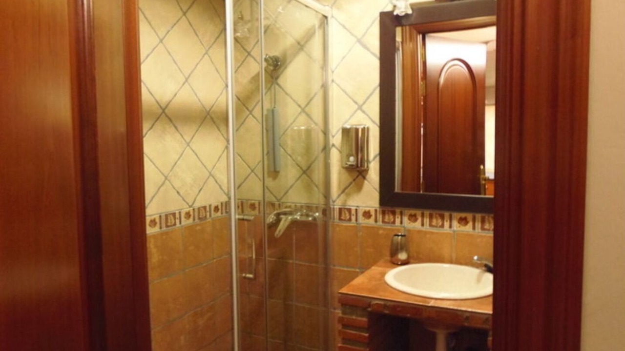 Photo of Bathroom in Arenas del Rey